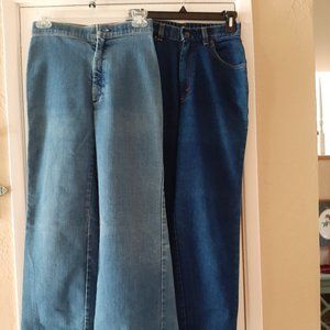 2 Pairs of Levi Jeans